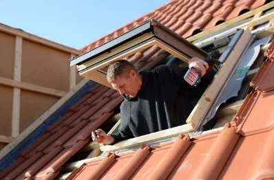 Pose de fenêtres de toit Velux à Monbardon